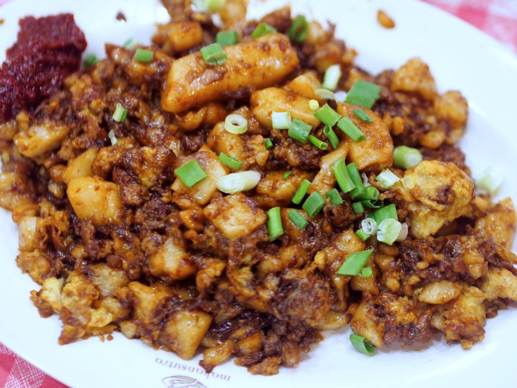 Gluttons Bay Hawker Center - Singapore