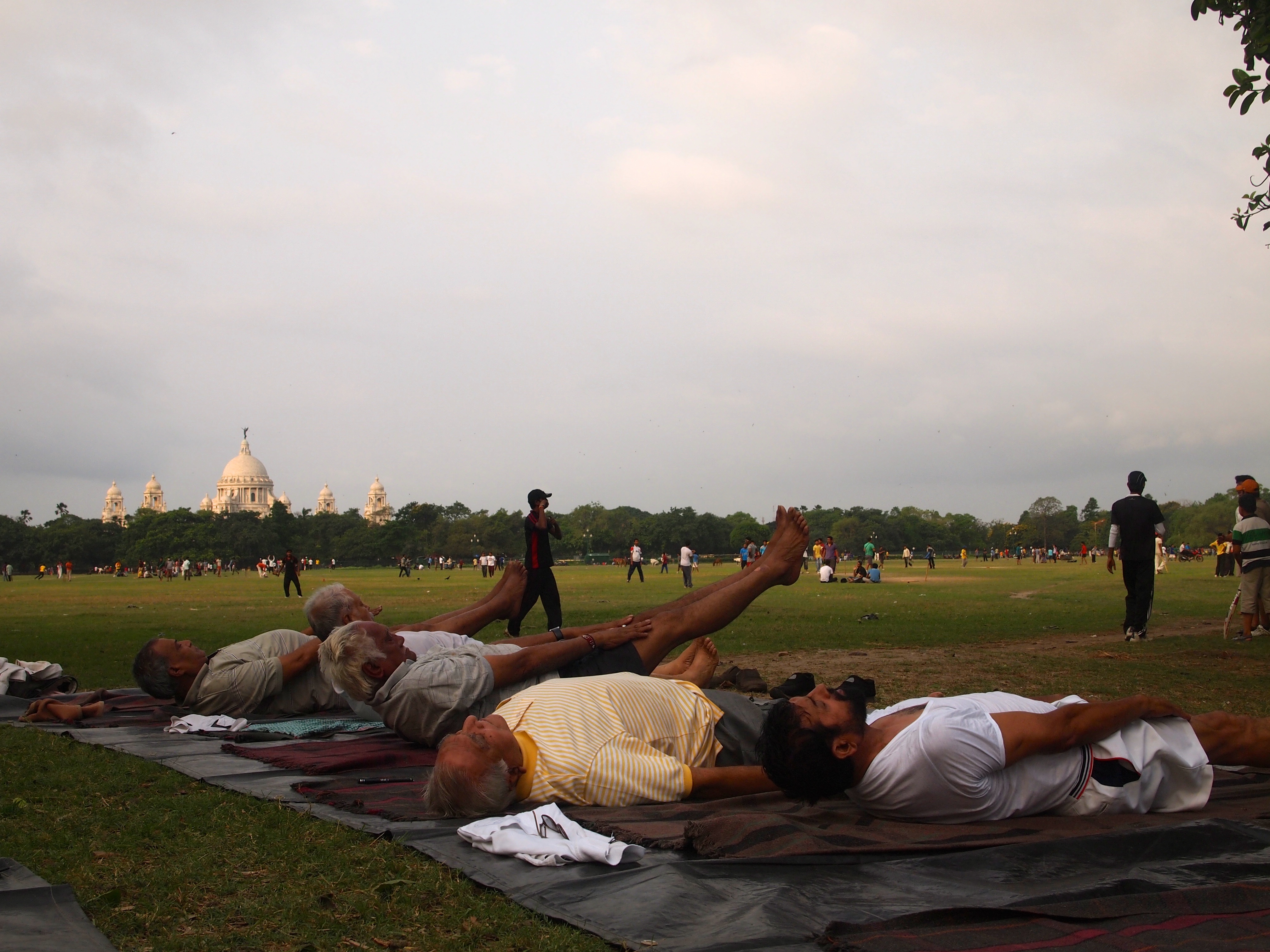 Yoga in front of Victoria Monument - Kolkata (Calcutta), India